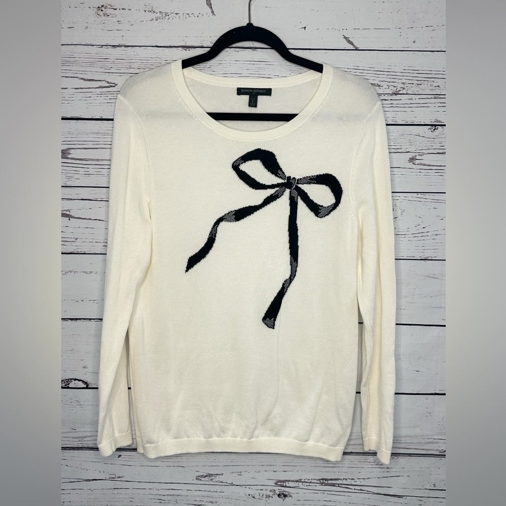 Banana Republic Cream Sweater with Black Bow Motif